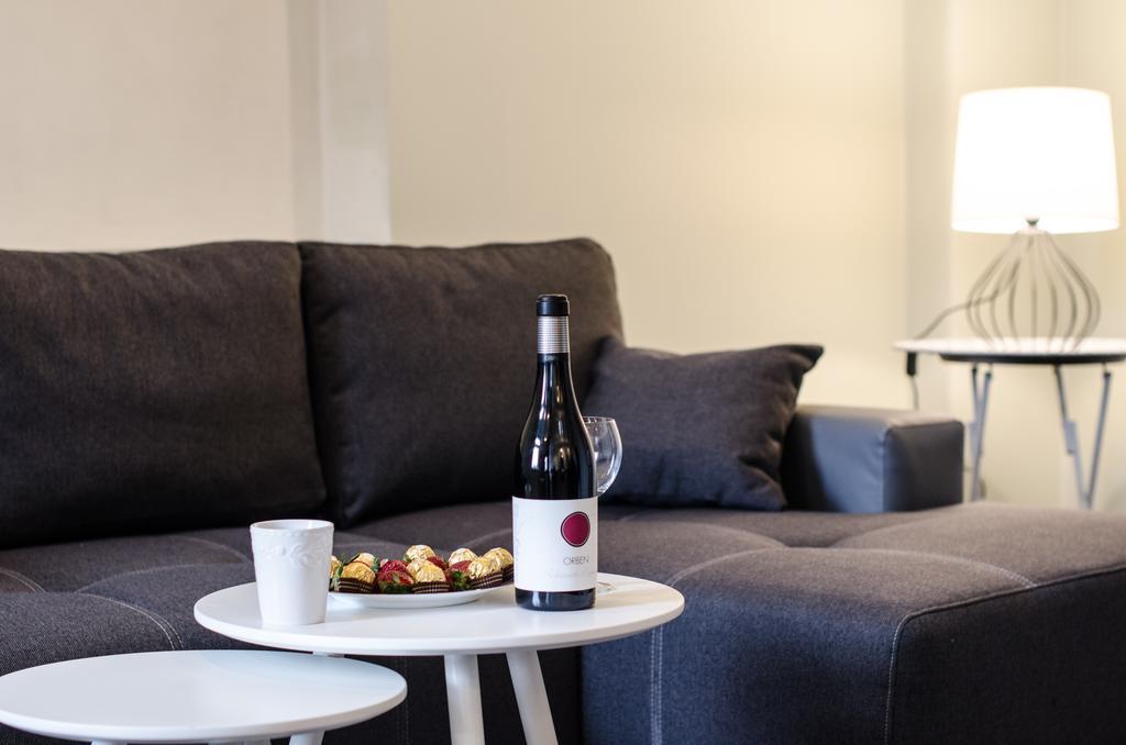 City Inn Riga Apartment, Old Town Panorama View With Parking エクステリア 写真